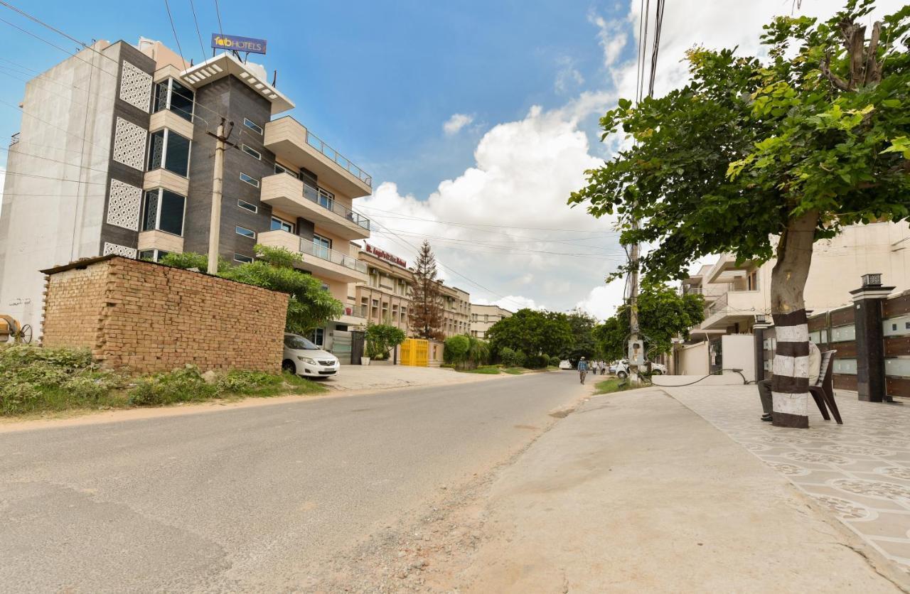 Hotel Luxury Collection Gurgaon Ngoại thất bức ảnh